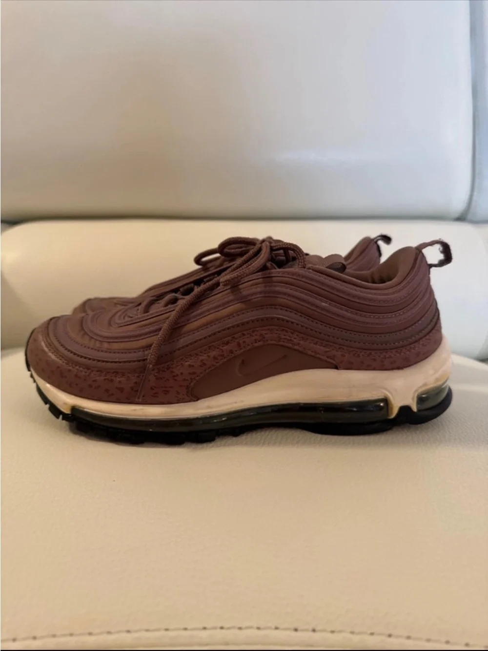 NIKE WOMEN’S AIR MAX 97